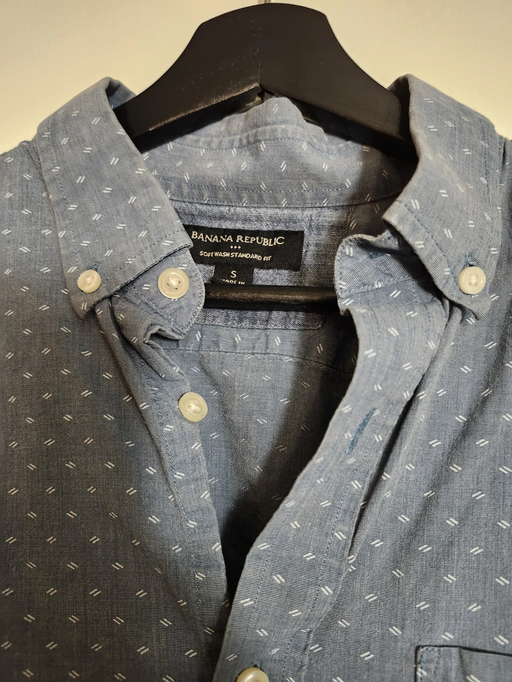 Banana Republic Men's Light Blue Micro-Print Button-Down Shirt - Size Small